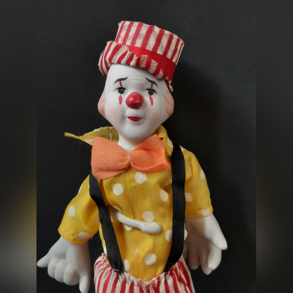 Vintage Collector Circus Clown Porcelain - Picture 9 of 16